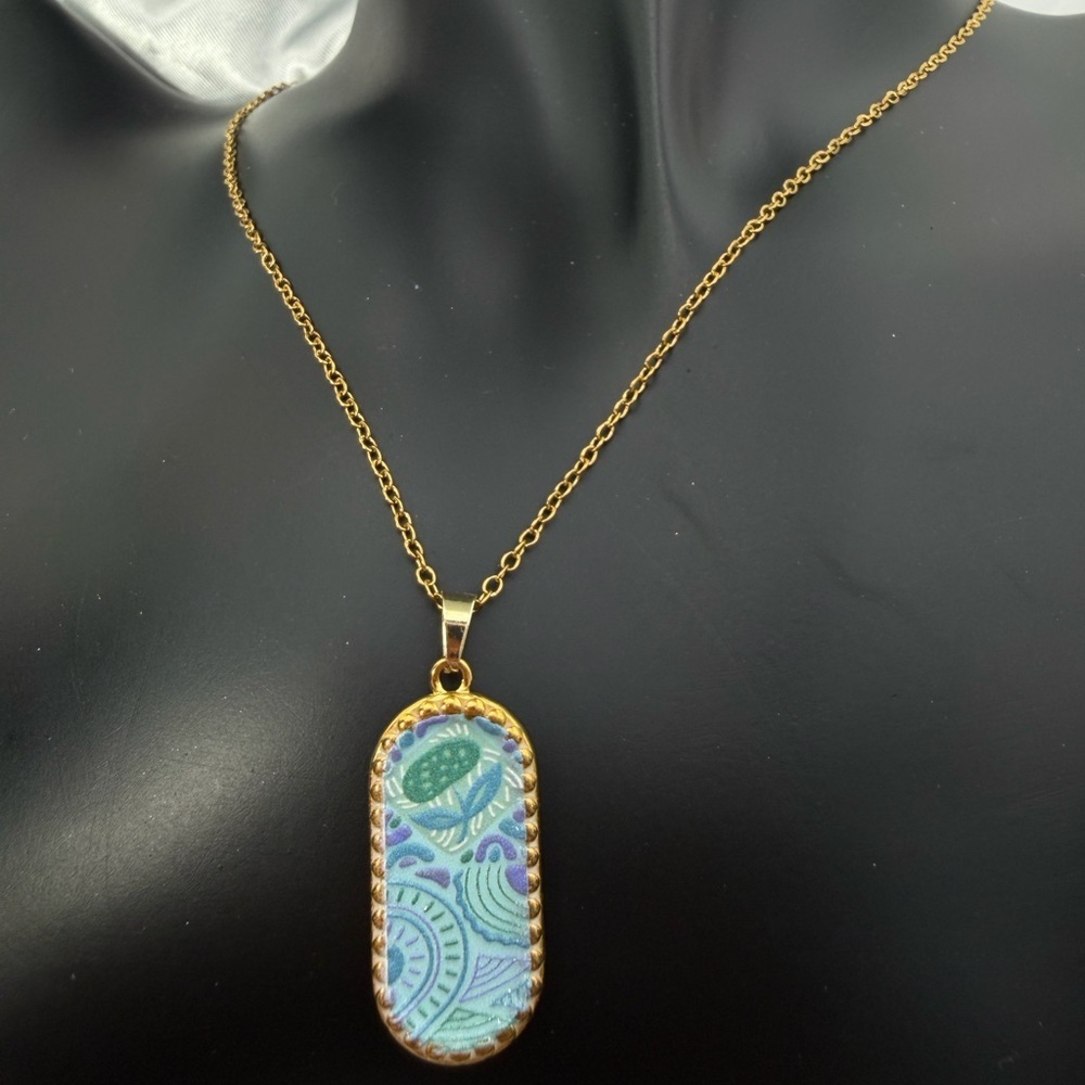New Stainless steel adjustable Gold and Blue Pendant Necklace